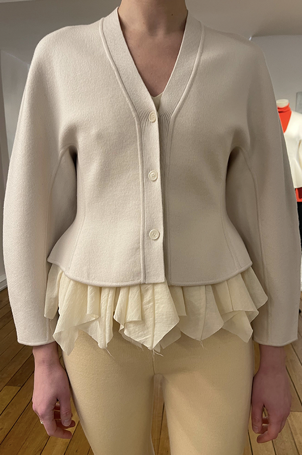 Henry Merino Wool Peplum Cardigan in Ivory – Des Kohan
