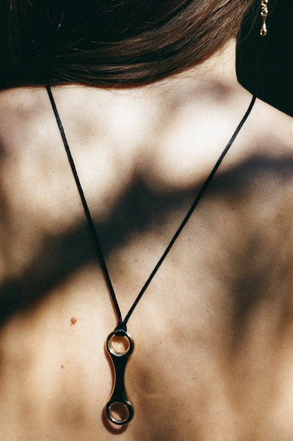40mm Grande Double Beam Link on Silk Necklace – Des Kohan
