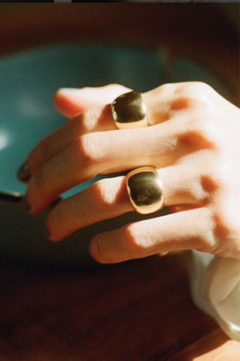 Gabriela Artigas Flat Balloon Ring – Des Kohan