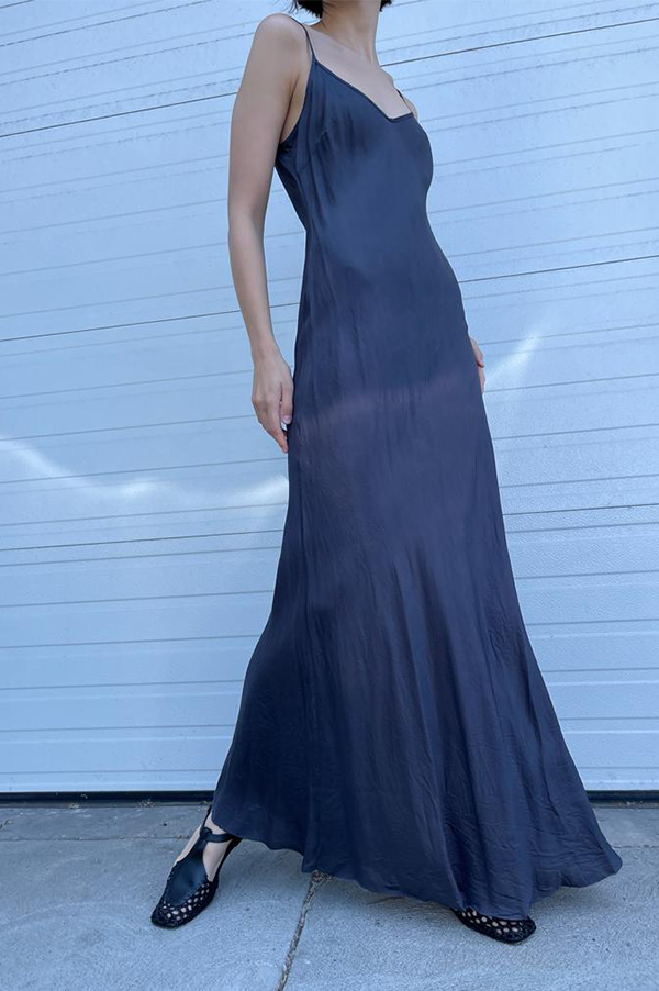 Floor-Length Bias Ankle Slip in Navy – Des Kohan
