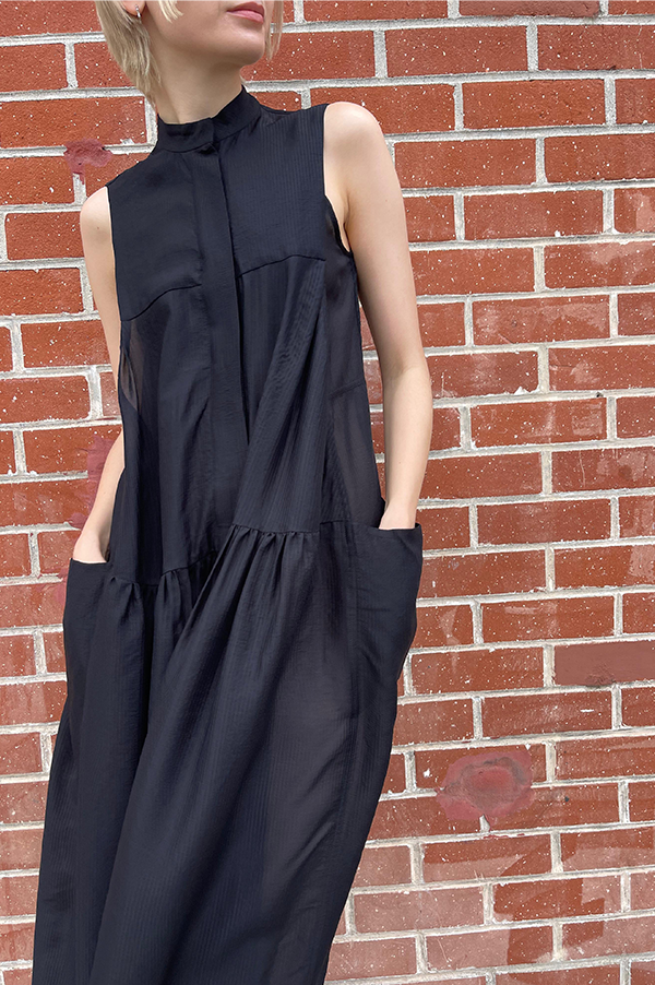 Dess Sleeveless Volume Dress in Black (Sold Out)
