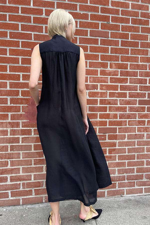 Dess Sleeveless Volume Dress in Black (Sold Out)