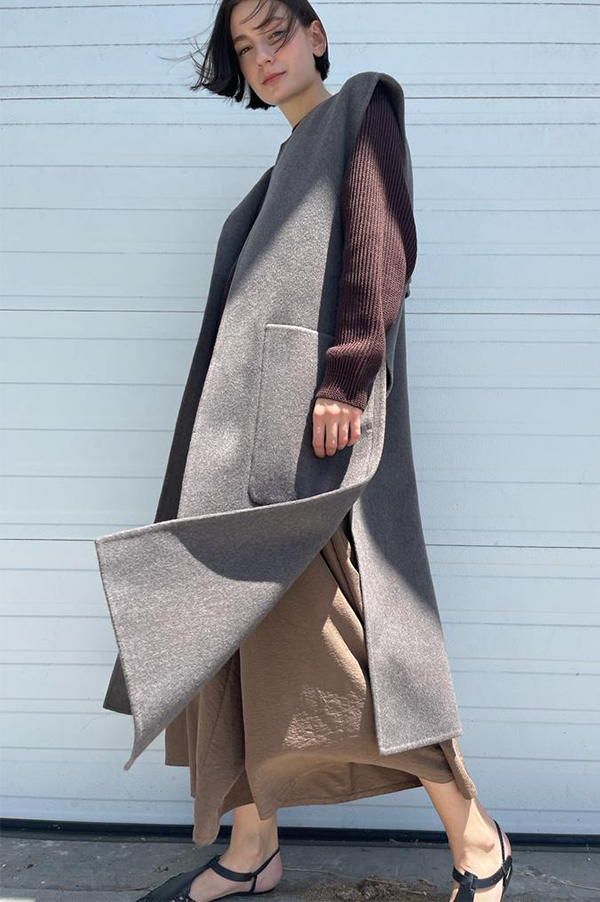 Layering Vest in Tortora