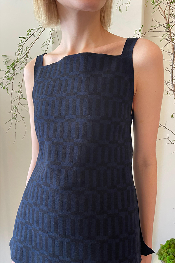 Geo Jacquard Asher Apron Top In Navy Combo