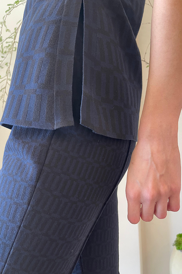 Geo Jacquard Asher Apron Top In Navy Combo