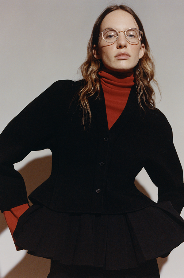 Ashlyn Henry Cardigan. Ashlyn cardigan with peplum. Ashlyn soft merino wool. Ashlyn knit. Ashlyn Fall 2025, Ashlyn sweater. Ashlyn black cardigan. Ashlyn black sweater. Ashlyn noir sweater. Luxurious knit. Black cardigan. Noir cardigan. Des Kohan Ashlyn. Des Kohan Fairfax Ashlyn. Ashlyn West Hollwood. Ashlyn exclusives. Ashlyn winter 2025.