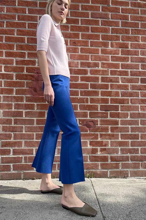 High Sport Classic Kick Pant. High Sport Royal Blue. High Sport Pant. High Sport Soft knit in Italian cotton. High Sport Knit in Italy.Royal Blue High Sport pant. High Sport Pull-on pant. High Sport Slender fit. High Sport Subtle Jacquard Print Royal Blue. High Sport Subtle Jacquard Print Blue. High Sport Versatile Excellent fit Day to Night Exceptional quality. High Sport . Des Kohan Royal Blue. High Sport Los Angeles. Des Kohan Boutique High Sport. High Sport West Hollywood. 