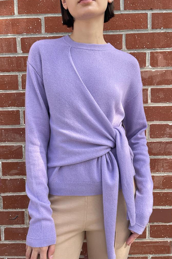 Knot Crewneck in Lilac