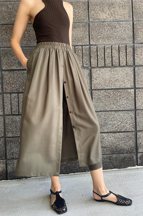 Slim Tapered Pants with Skirt in Military