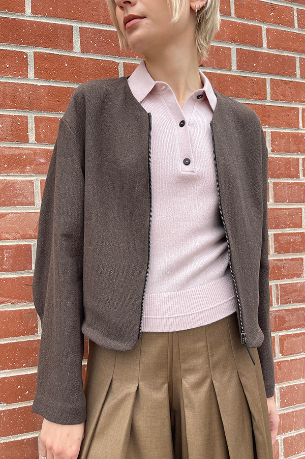 Pleated Wide Leg Pants in Khaki