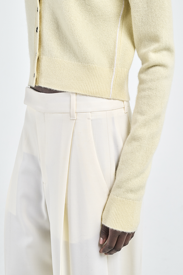 Shrunken V Cardigan in Primrose