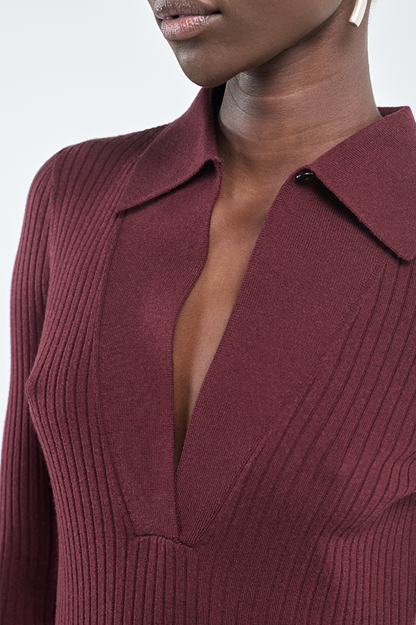 Single Button Polo in Merlot