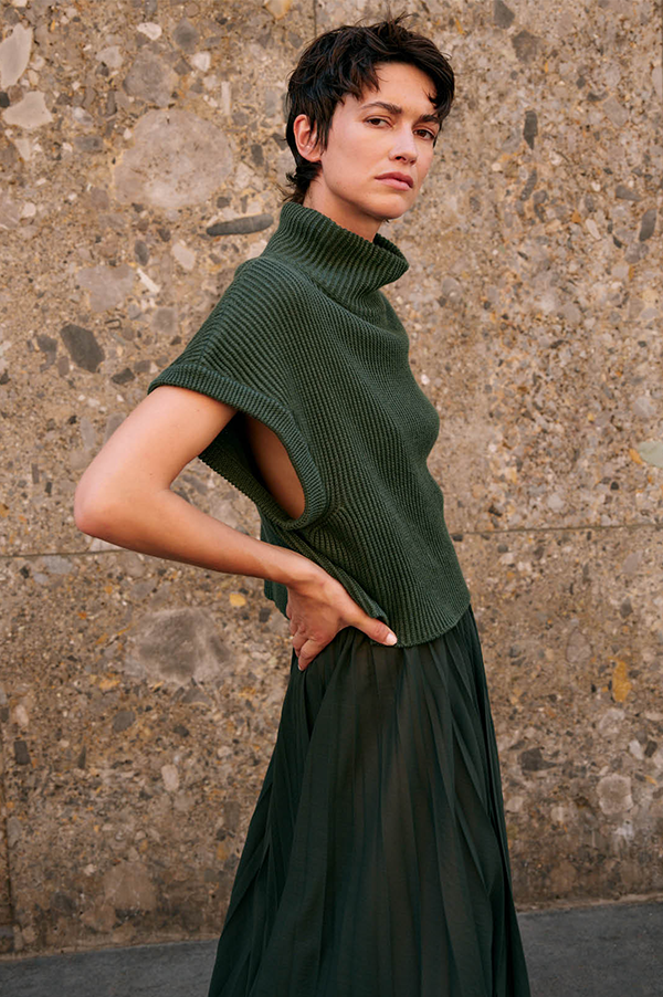 Wide Pleated Pants in Forest