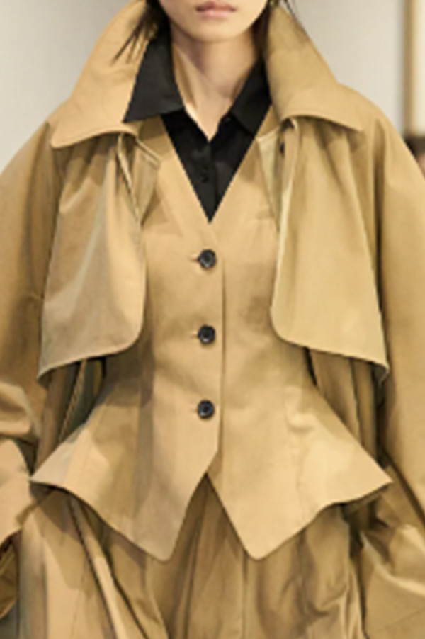 Ashlyn William Paneled vest. Ashlyn iridescent khaki. Ashlyn Khaki vest. Ashlyn Iridescent. Ashlyn Cotton vest khaki. Des Kohan Los Angeles Ashlyn. Ashlyn exclusive Des Kohan. Ashlyn West Hollywood. Ashlyn Winter 2025. Ashlyn Fall 2025. Iridescent vest. Khaki vest. 