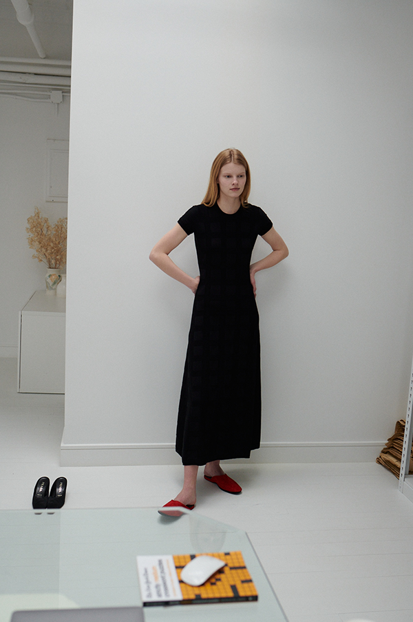 High Sport Sonya maxi dress in black