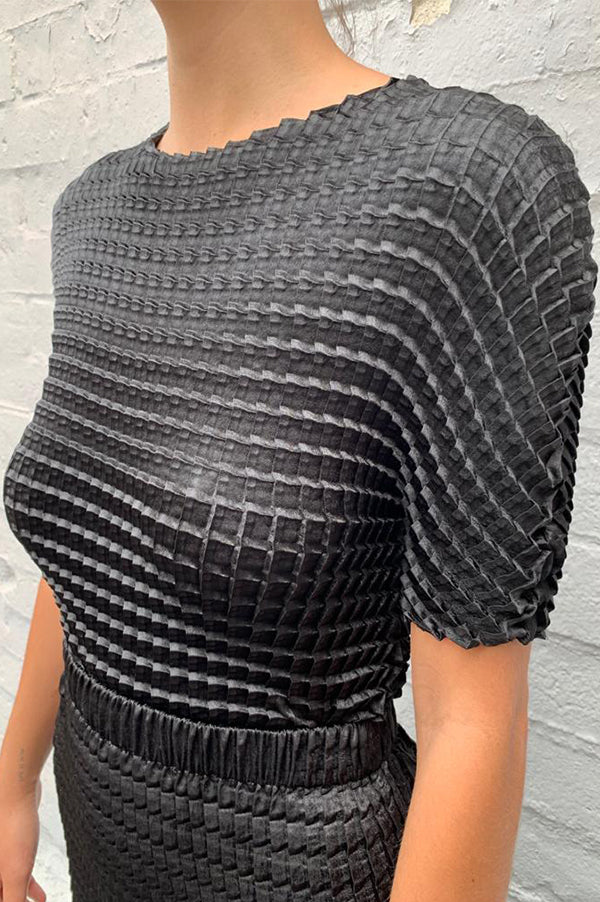 Sid Neigum Double Knife Pleat T-Shirt in Black