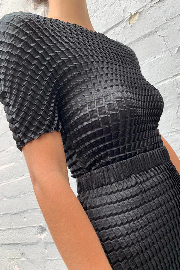 Sid Neigum Double Knife Pleat T-Shirt in Black