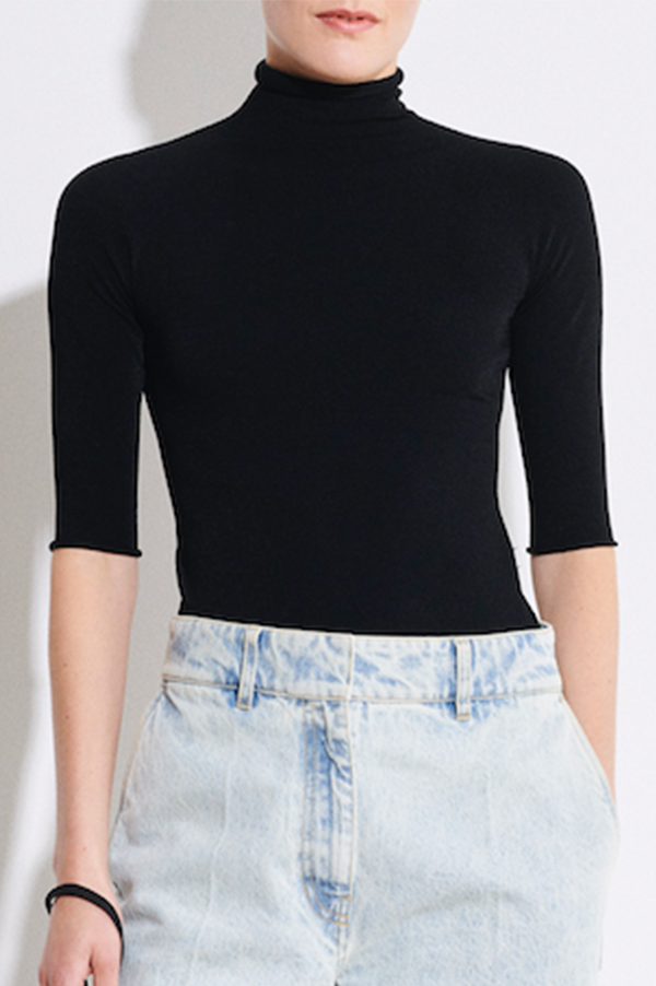 Kiyomi Whole Garment Top in Black
