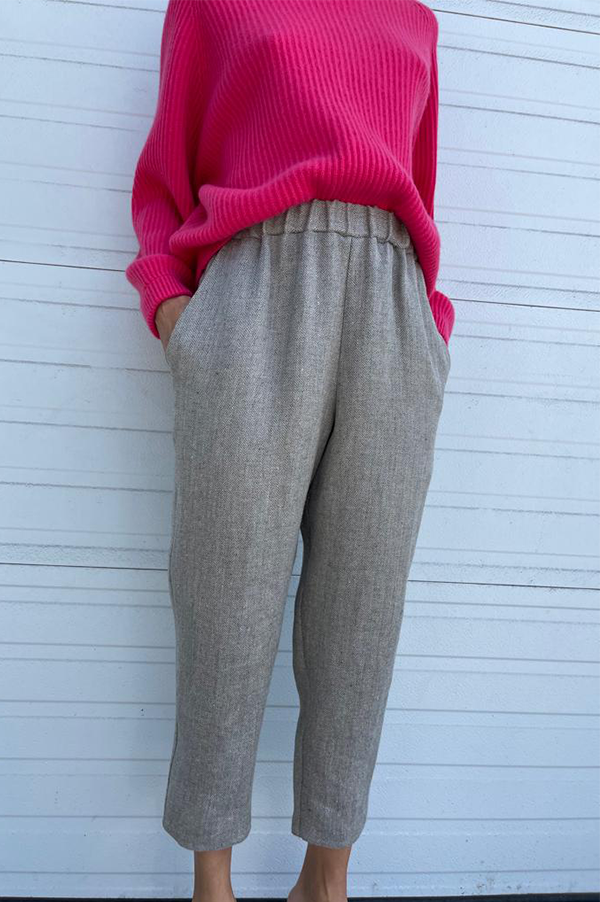 Linen Carrot Pants in Chai