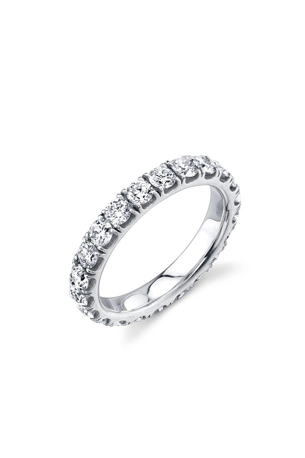 Master Axis Ring With White Diamonds