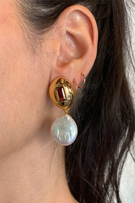 Royal Pear Earrings