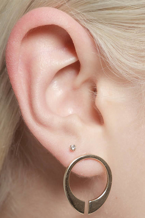 Baby Prong Earrings with Mini Diamond